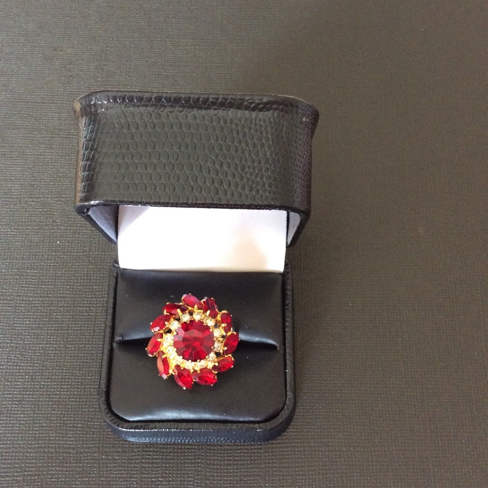 Vintage Ruby Red Rhinestone Ring. - image 1